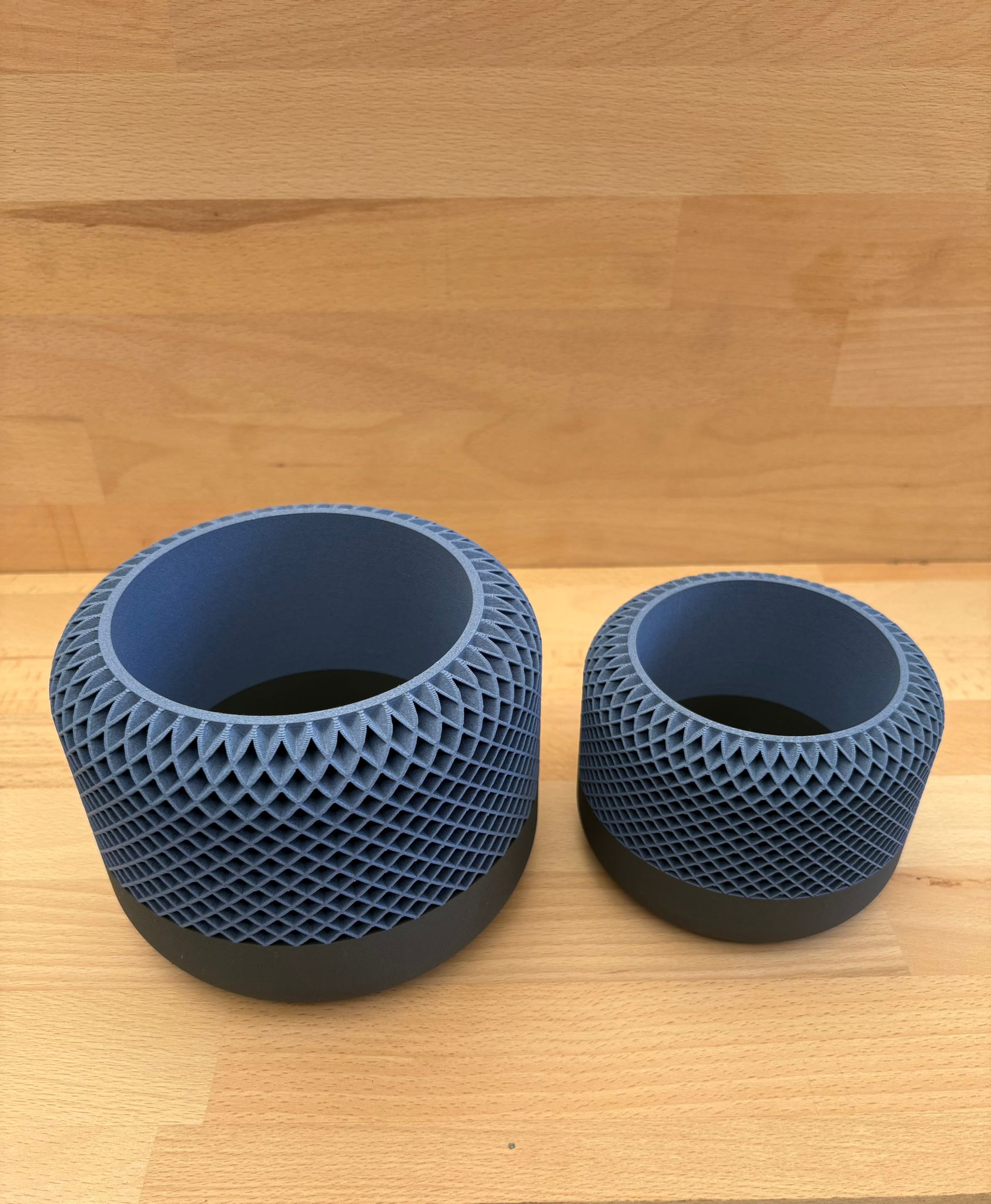 Vasi per piante in stile Apple Home Pod PLA/CF